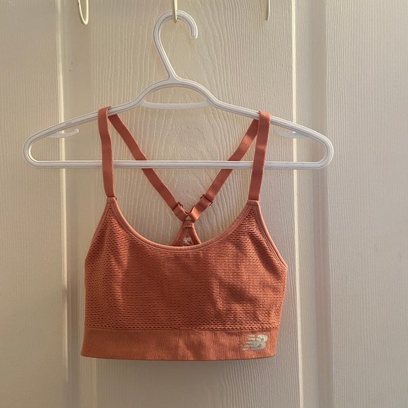 NEW BALANCE Sports Bra - Picture 1 of 3